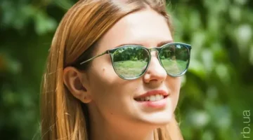 Линзы с фотохромным и поляризационным эффектом